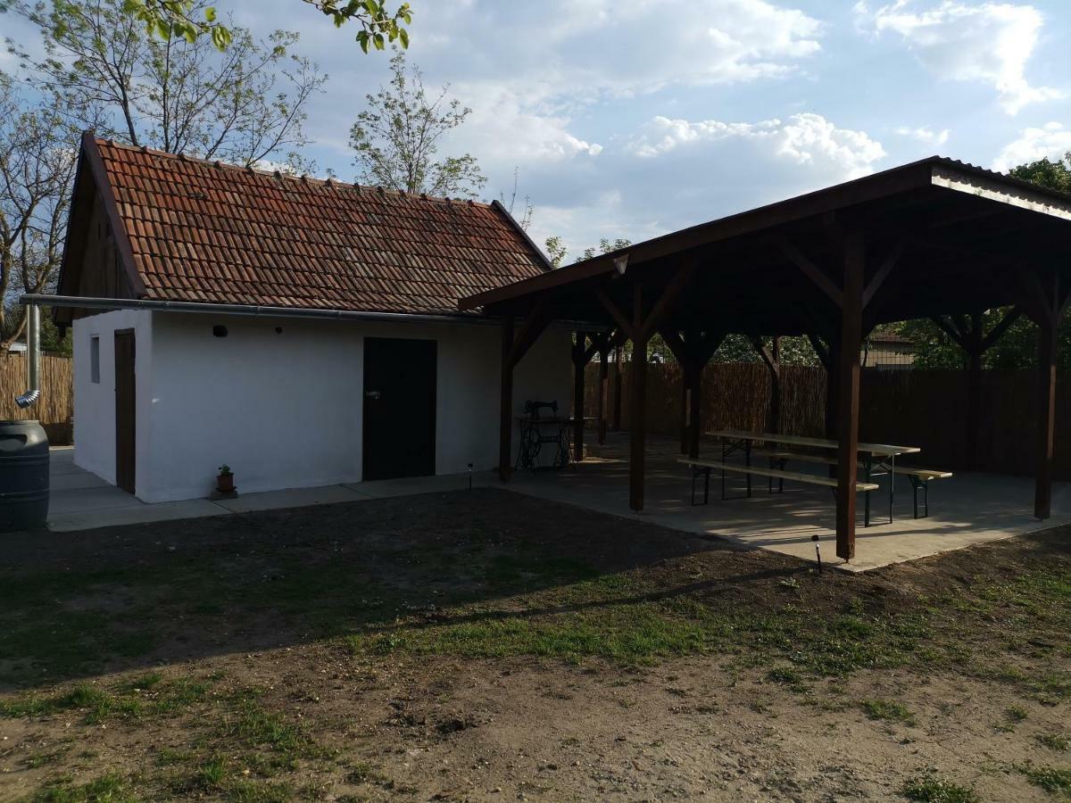 Vila Harsfak Mezokovacshaza Exteriér fotografie