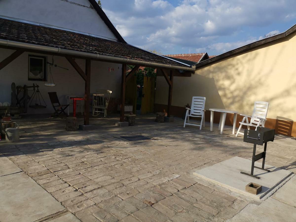 Vila Harsfak Mezokovacshaza Exteriér fotografie